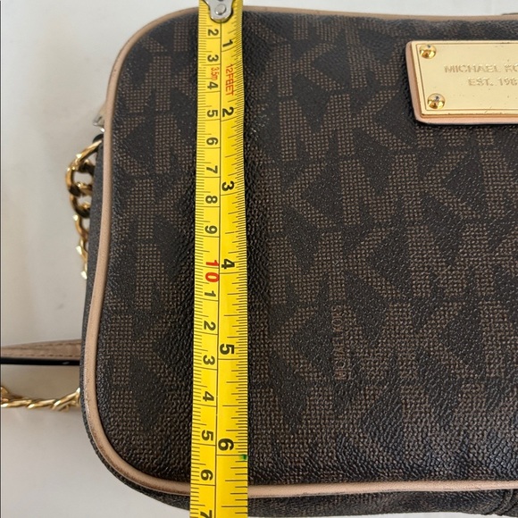 Michael Kors crossbody bag signature brown logo print canvas chain trimmed strap - Picture 13 of 16